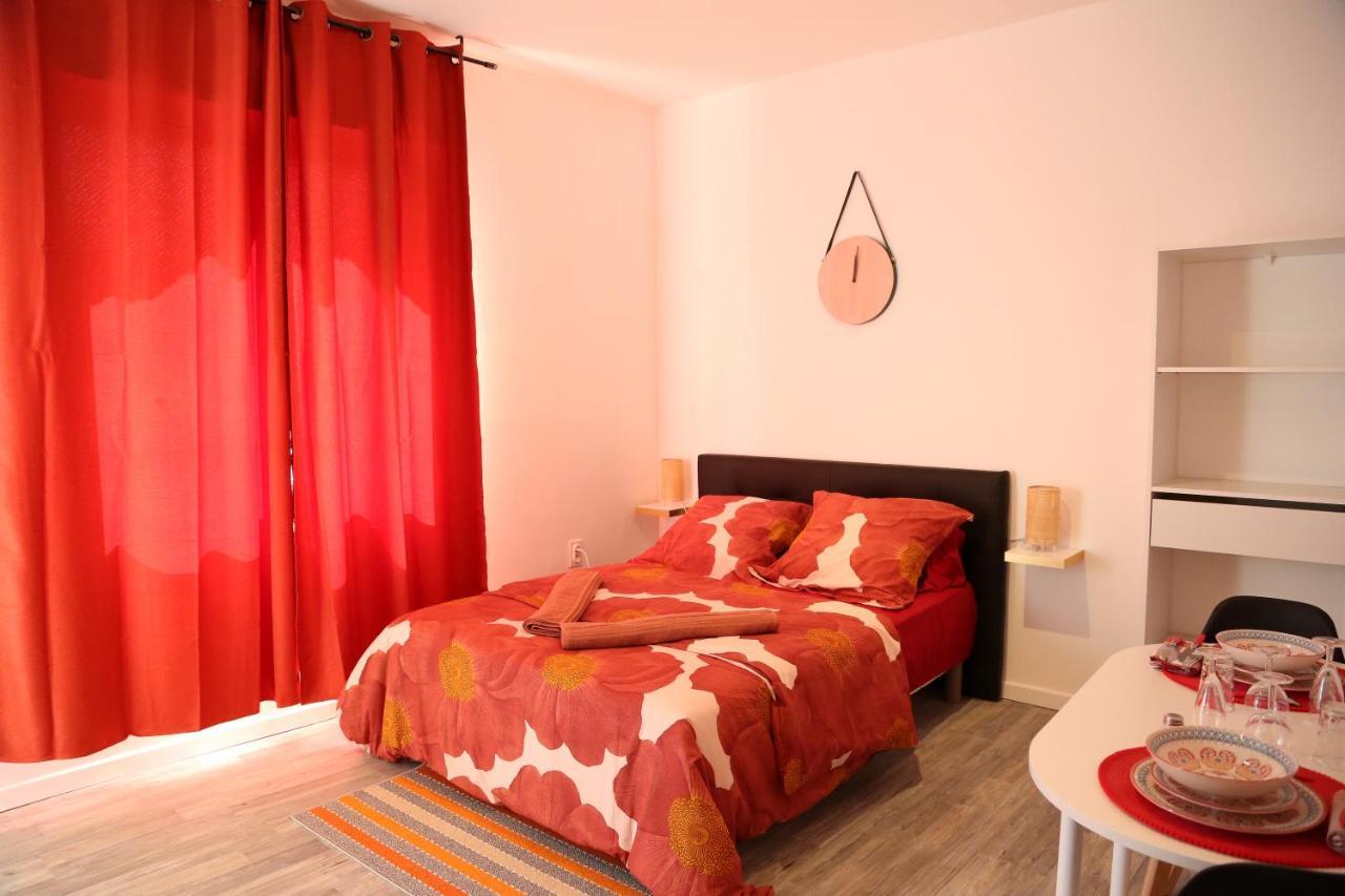 Saturne Apartment Saint-Quentin  Bagian luar foto